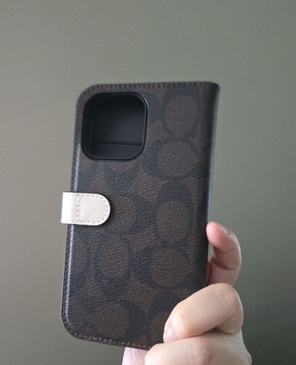 Coach Signature C monogram varsity iphone 13pro folio case - Picture 2 of 4